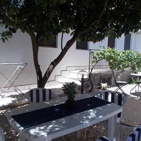 Holiday home Il Melograno